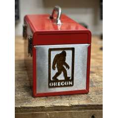 Bigfoot in frame w/ Oregon - Magnet - Paracay