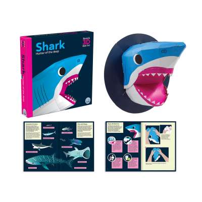 Shark - Hunter of the Deep (Awesome 3D Wall Art) - Book