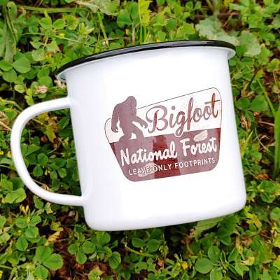 Bigfoot National Forest Believe - 16 oz Vintage Campfire Mug