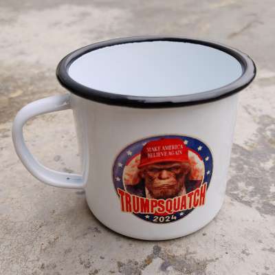 Trumpsquatch - 16 oz Vintage Campfire Mug