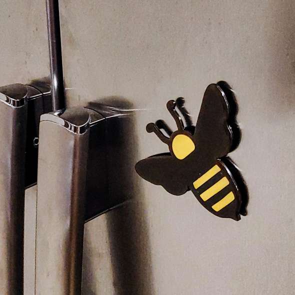 Bee - Magnet - Paracay