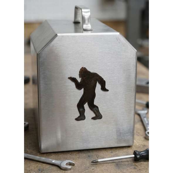 Squatch Like an Egyptian MAGNET