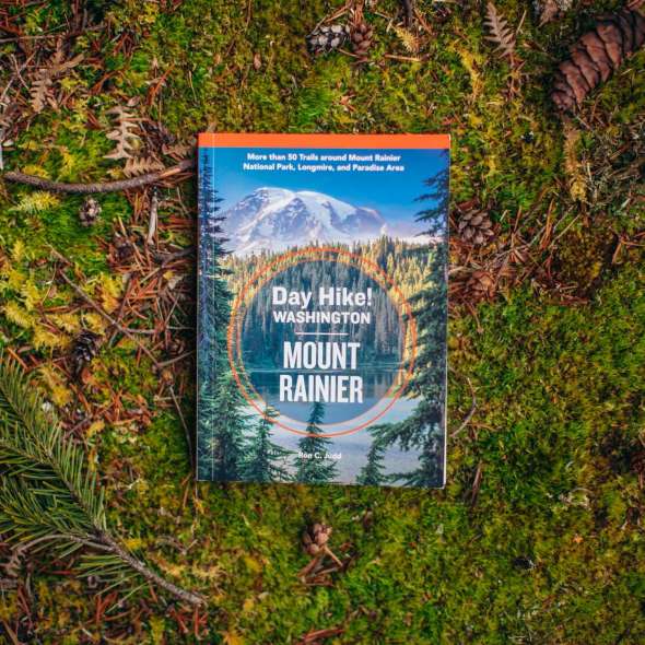 Day Hike Washington: Mount Rainier, 5th Edition - Book - Paracay
